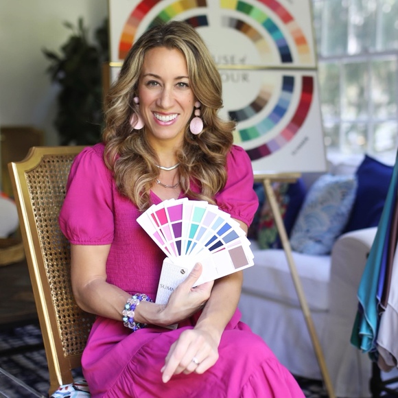 Meet your Posher, Sarah - Picture 1 of 1